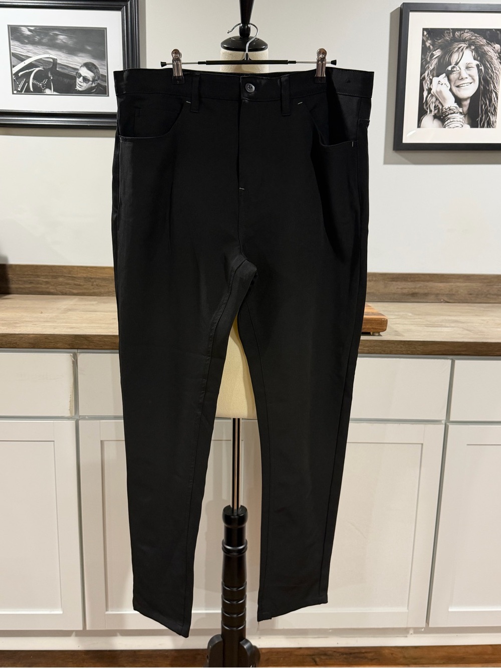Men's Black Slim Fit pant - Classic Everyday Style size 36